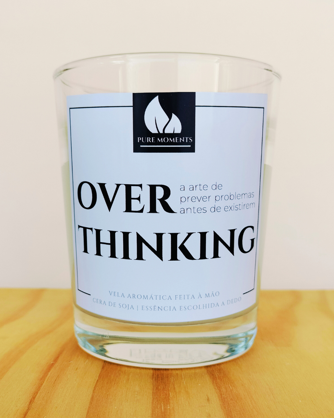 Vela Humorística “Overthinking” | Presente para Amigas Ansiosas