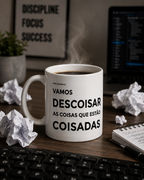 Caneca DESCOISAR AS COISAS