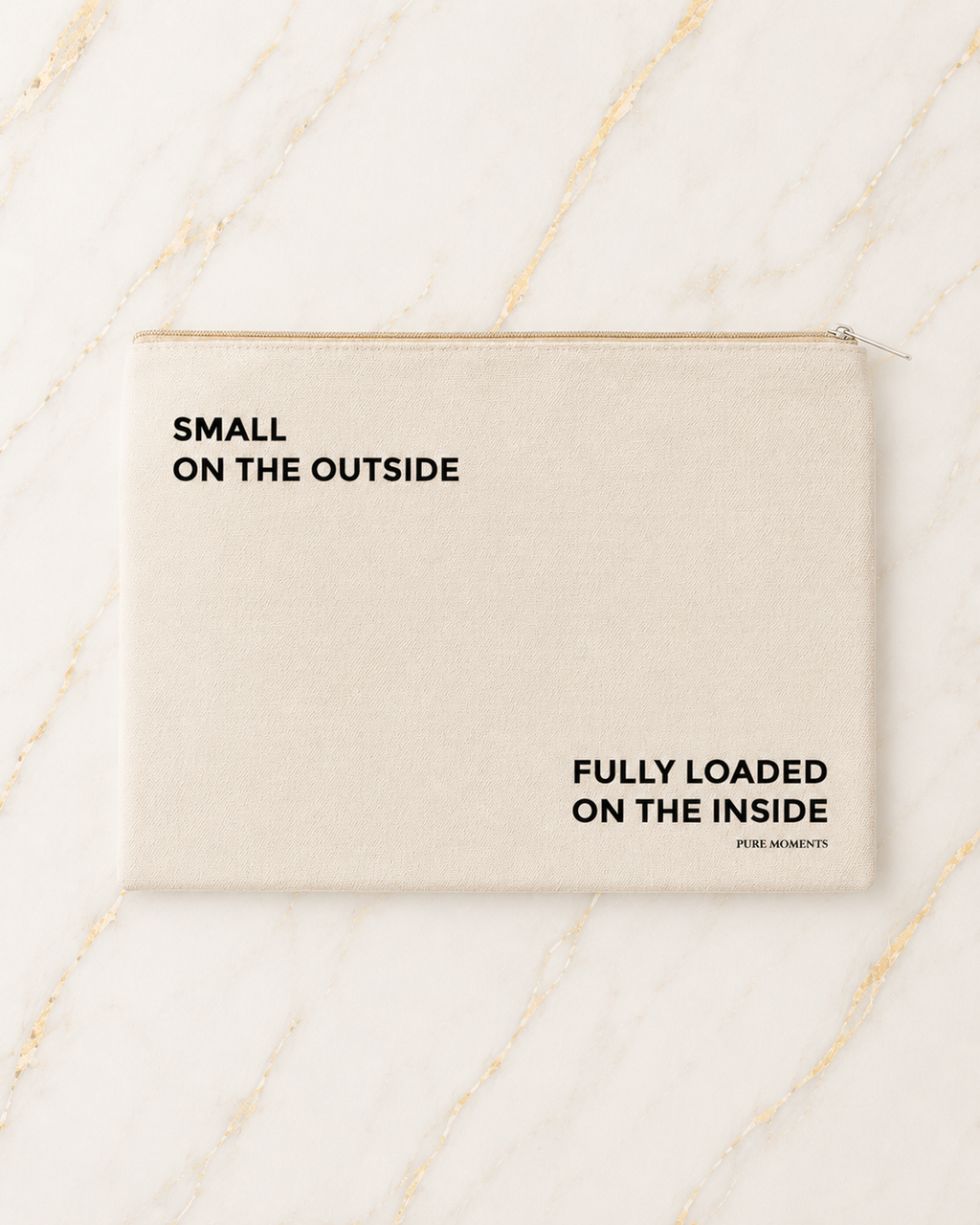 Bolsa SMALL ON THE OUTSIDE, FULLY LOADED INSIDE